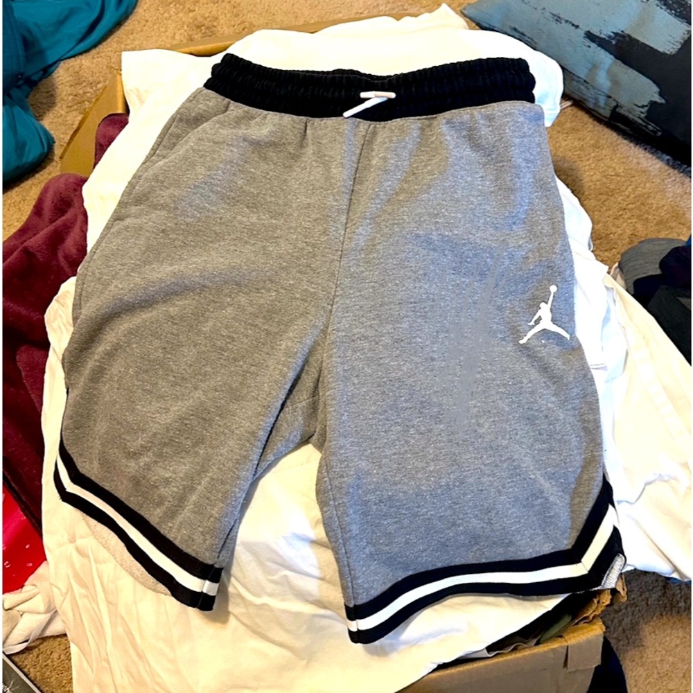 Jordan shorts worn a few times no holes or any marks.  Like new